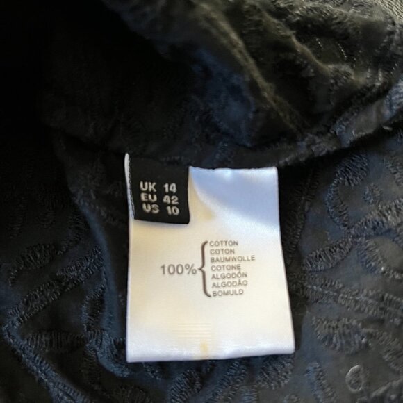 PRINGLE 1815 SCOTLAND 100% Cotton Black & Cream Embroidered Babydoll top EUC 10 - Picture 9 of 9
